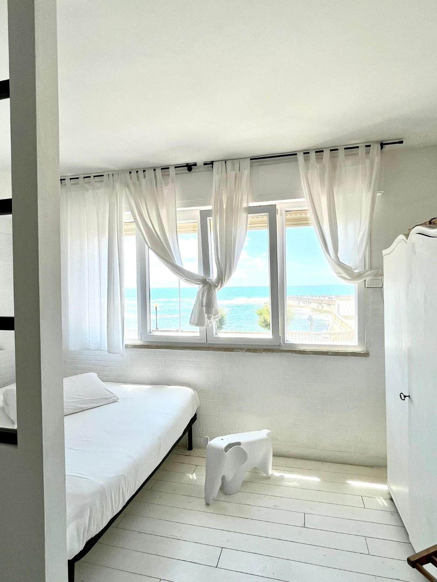 Apartament Sunset Loft Livorno Pokój zdjęcie