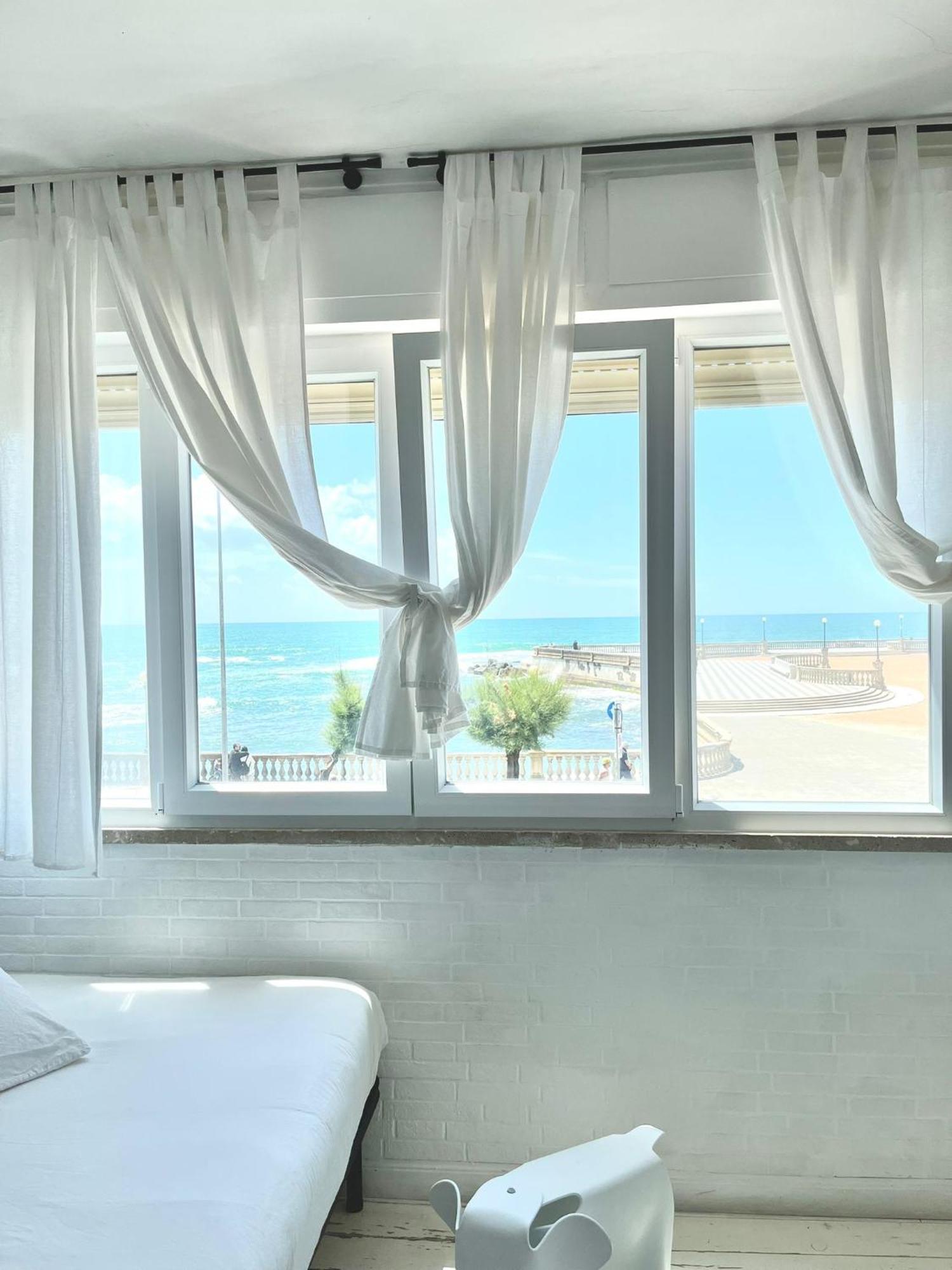 Apartament Sunset Loft Livorno Pokój zdjęcie